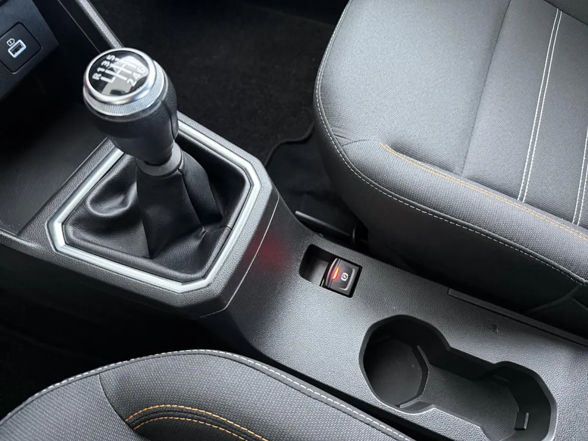 TCe 100 Bi-Fuel Comfort | Parkeercamera | Navigatie |
