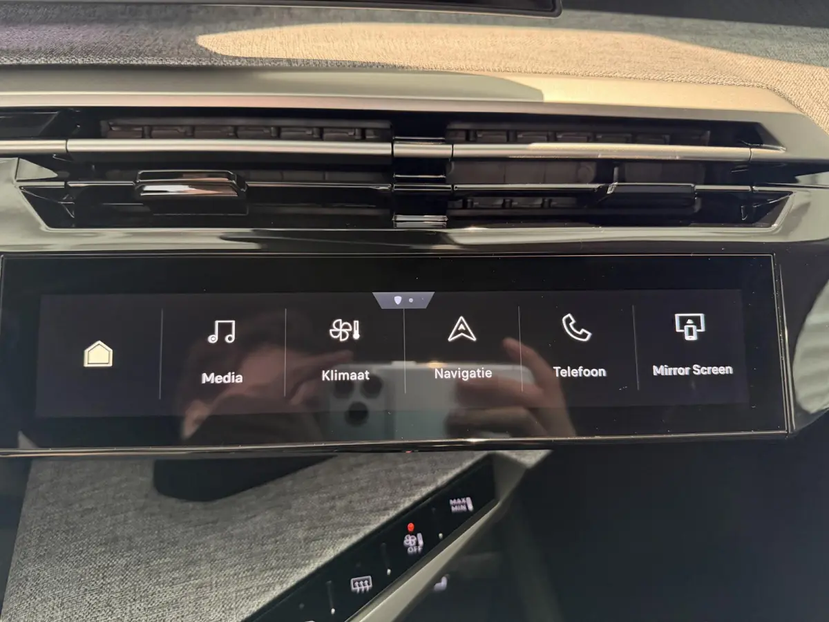 Allure Avantage 210 73 kWh Nieuwe auto 6 KM | 360 vision | adaptive cruise | stuurverwarming