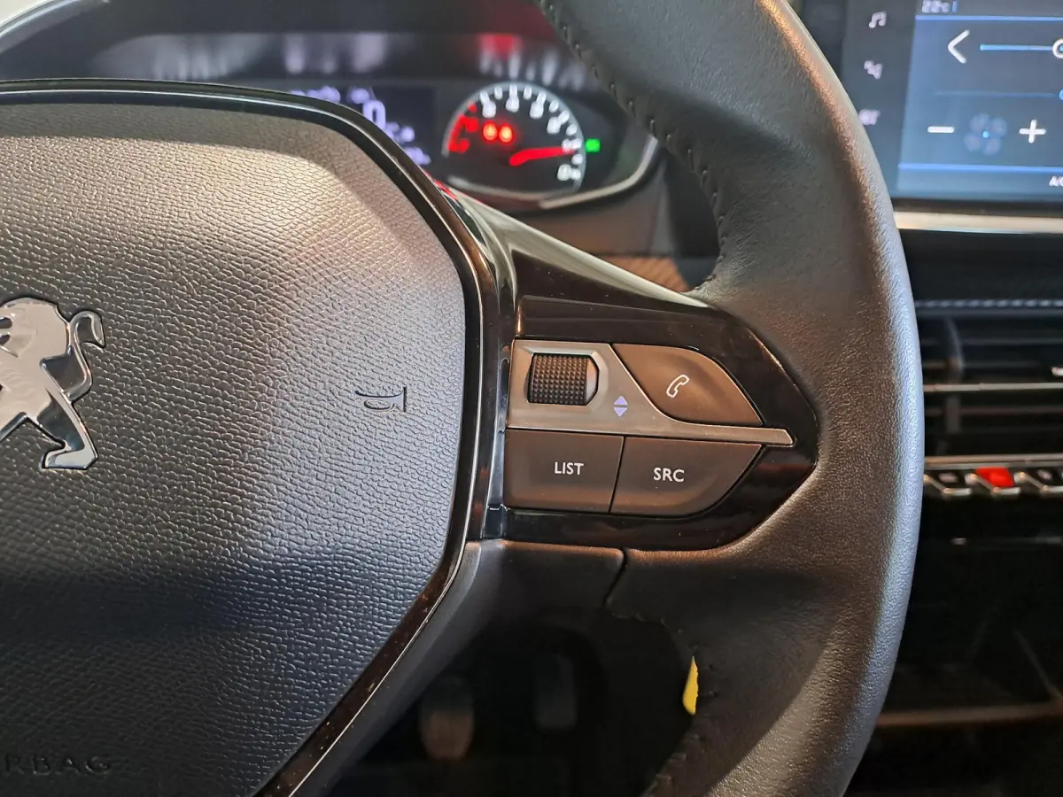 1.2 PureTech Active | Airco |  Apple Carplay/Android Auto | Navigatie