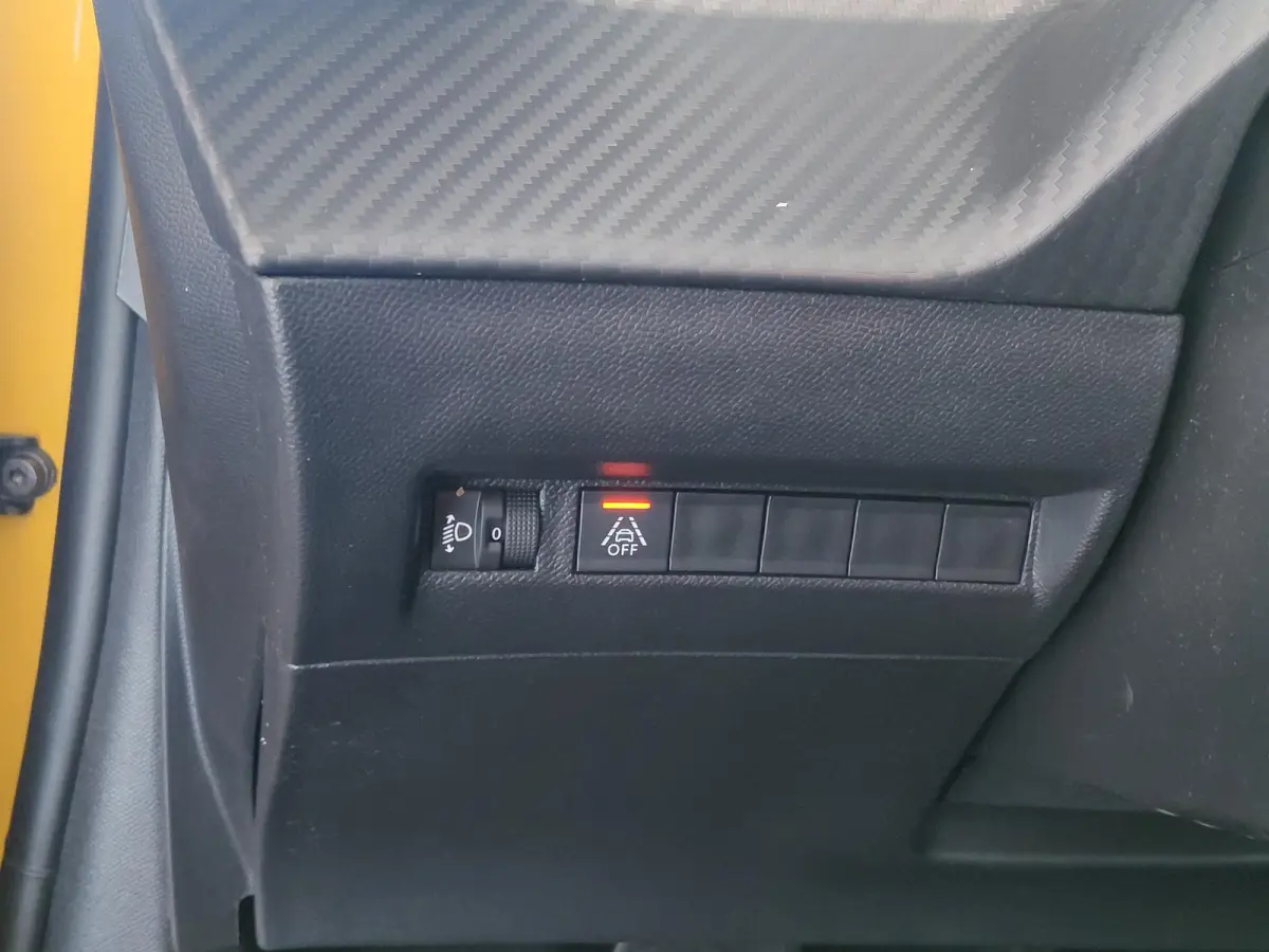 1.2 PureTech Active | Airco | Apple Carplay/Android Auto | Parkeersensoren