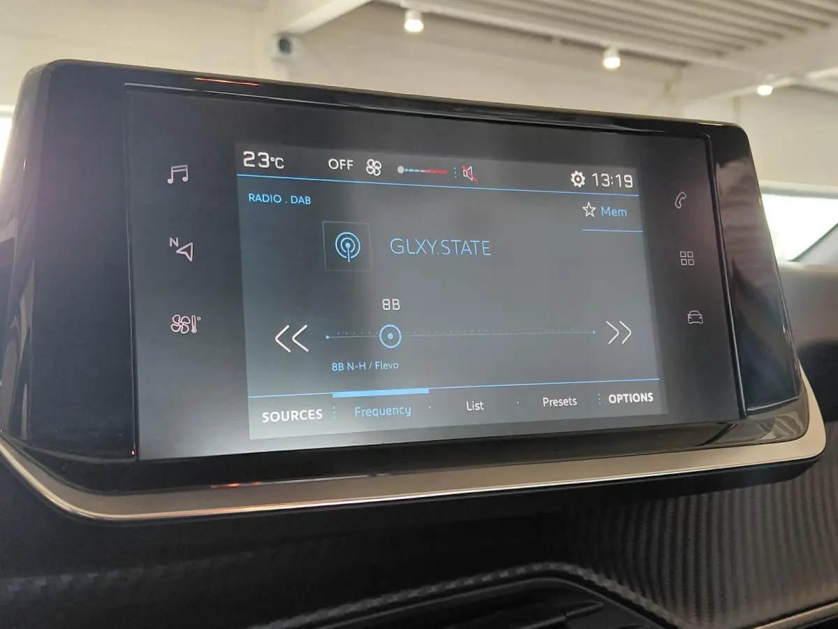 1.2 PureTech Active | Airco | Apple Carplay/Android Auto | Parkeersensoren