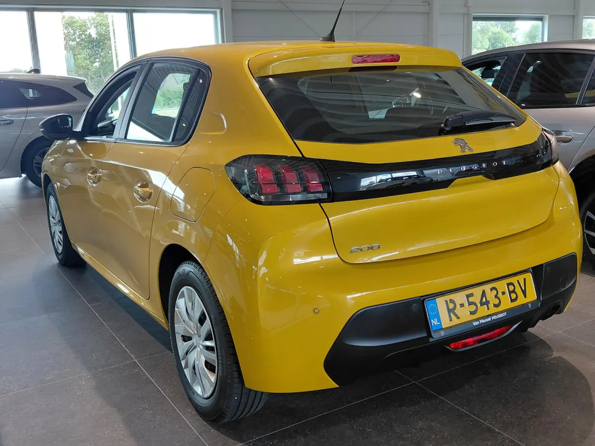 1.2 PureTech Active | Airco | Apple Carplay/Android Auto | Parkeersensoren
