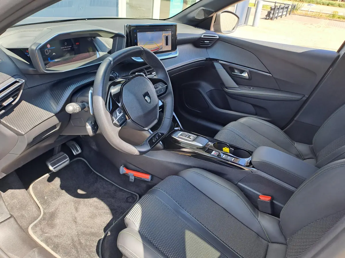 1.2 Hybrid 145 e-DCS6 GT