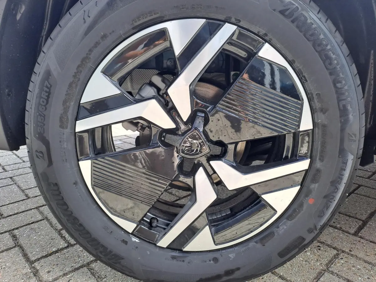 1.2 Hybrid 110 Allure