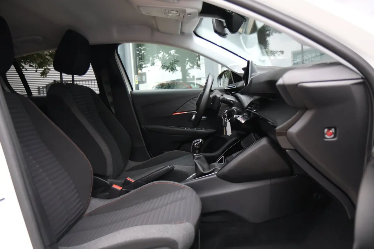 1.2 PureTech Camera Carplay Stoelverwarming