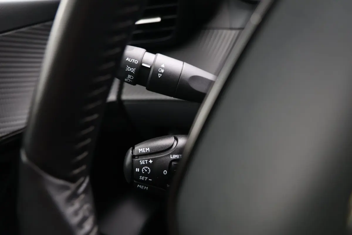 1.2 PureTech Camera Carplay Stoelverwarming