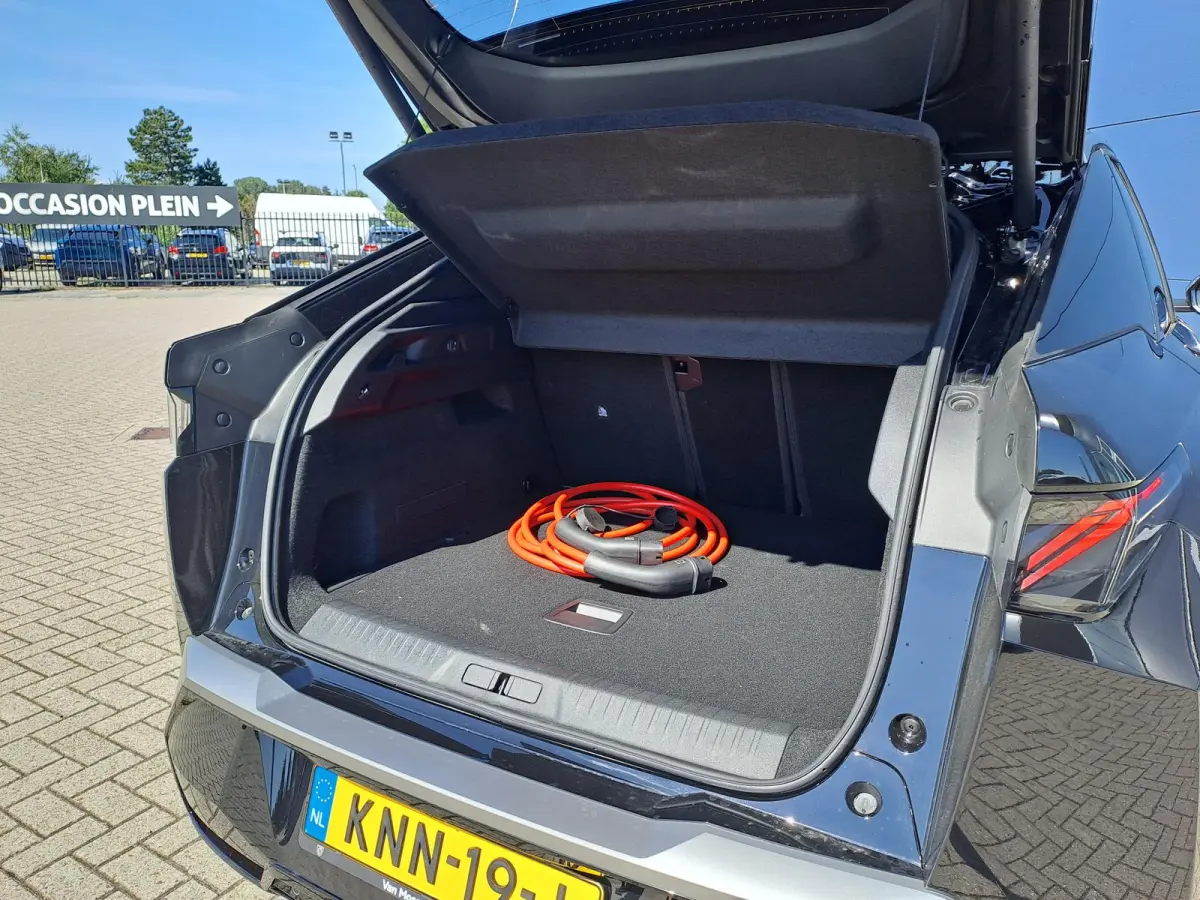 GT Long Range 230 97 kWh | 360 Camera | Elektrische stoelen | Stoelverwarming | Draadloze Apple Carplay/Android Auto