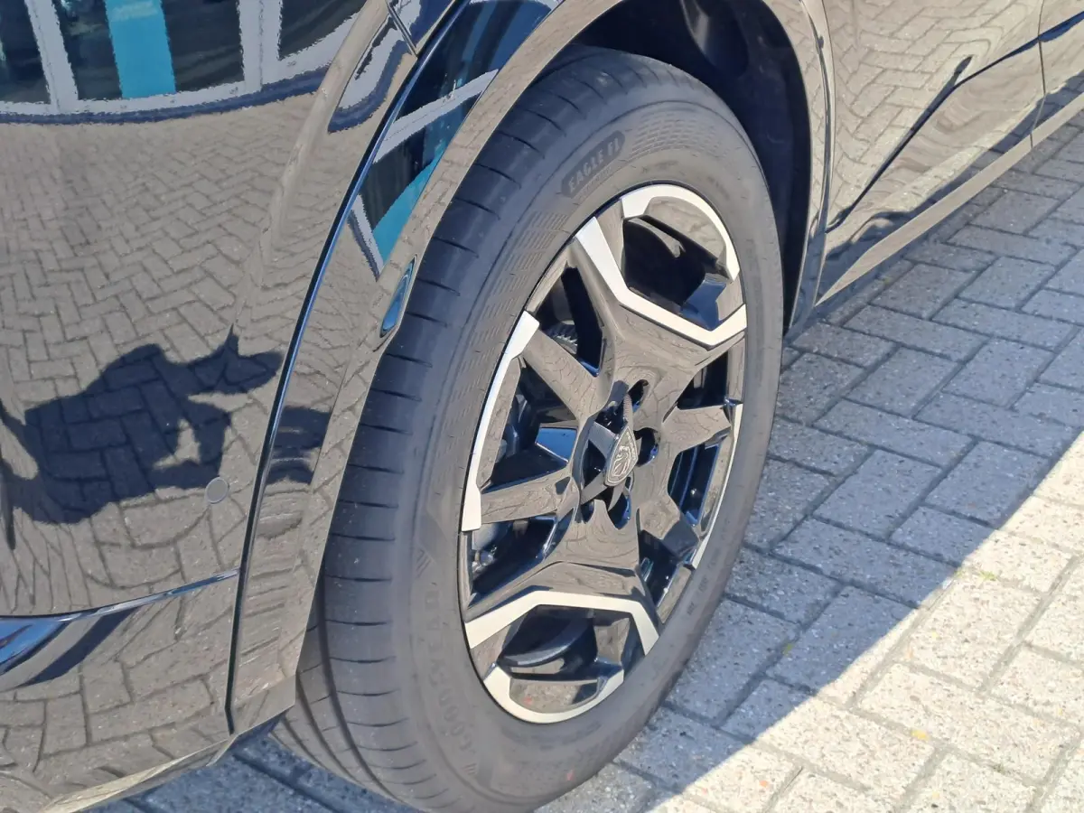 GT Long Range 230 97 kWh | 360 Camera | Elektrische stoelen | Stoelverwarming | Draadloze Apple Carplay/Android Auto