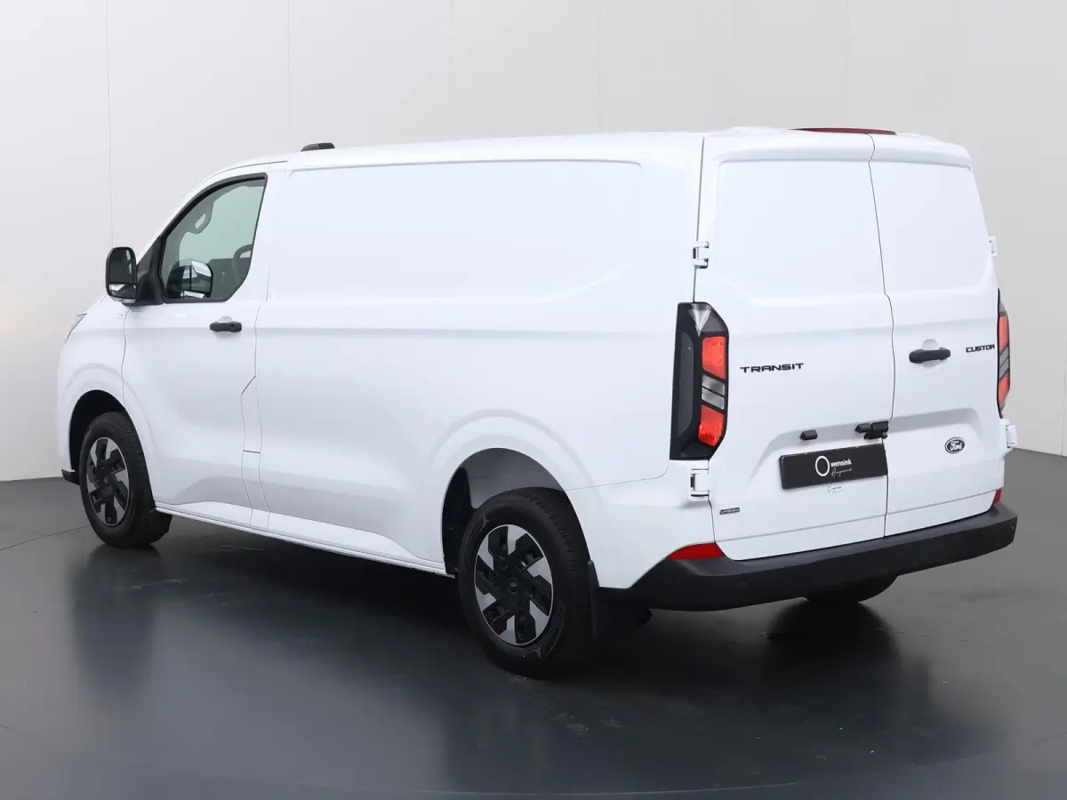 320 2.5 PHEV L1 H1 | Aut. | TREND | PLUG IN HYBRIDE | CLIMATE CONTROL | CRUISE CONTROL | PARKEERCAMERA | CARPLAY / ANDROID AUTO | LAADRUIMTE PAKKET | BIJRIJDERSBANK