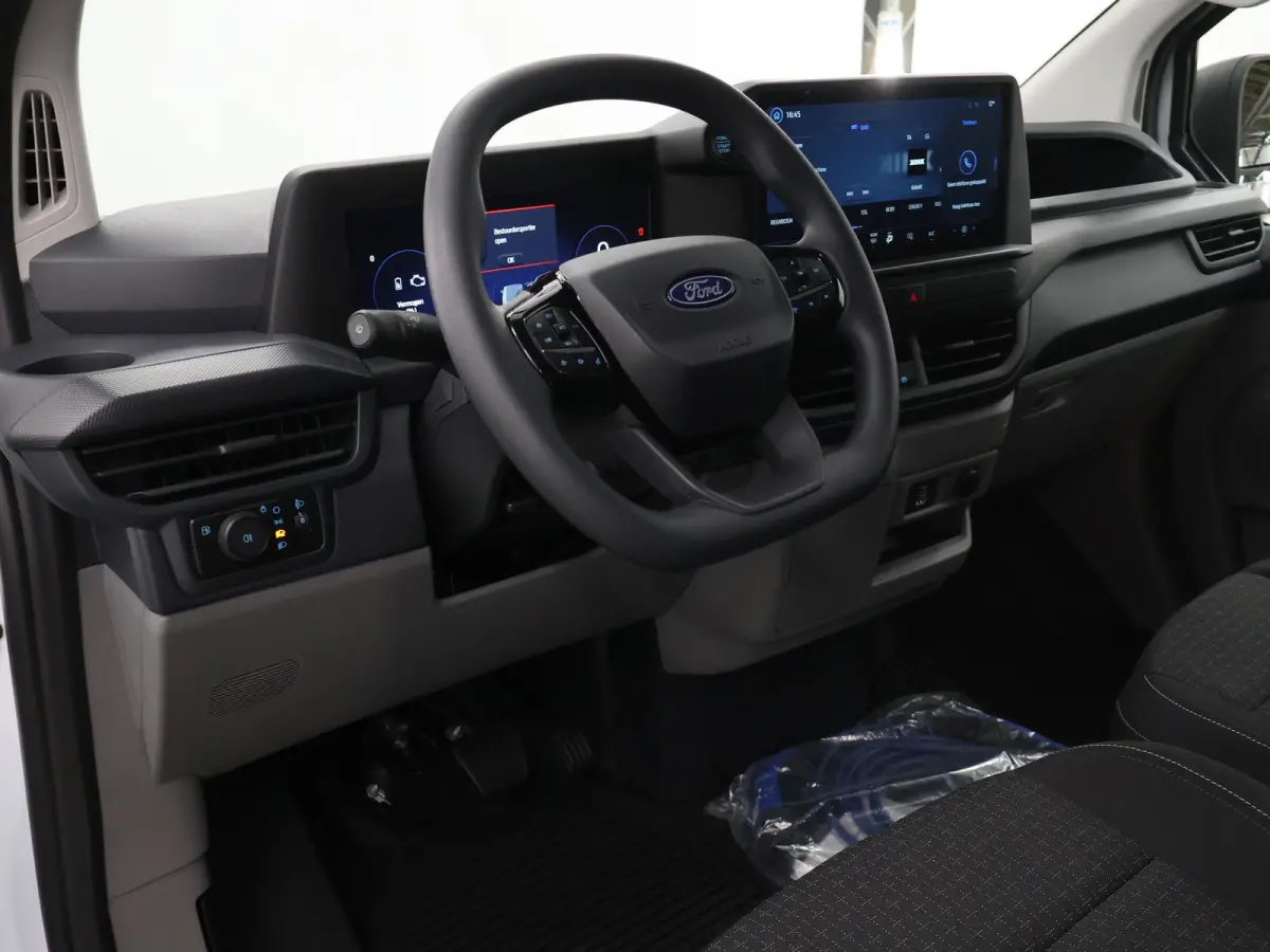 320 2.5 PHEV L1 H1 | Aut. | TREND | PLUG IN HYBRIDE | CLIMATE CONTROL | CRUISE CONTROL | PARKEERCAMERA | CARPLAY / ANDROID AUTO | LAADRUIMTE PAKKET | BIJRIJDERSBANK
