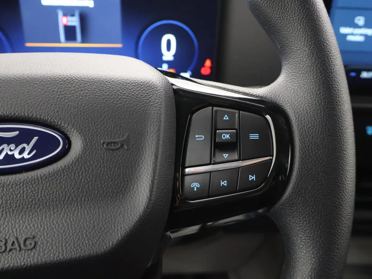 320 2.5 PHEV L1 H1 | Aut. | TREND | PLUG IN HYBRIDE | CLIMATE CONTROL | CRUISE CONTROL | PARKEERCAMERA | CARPLAY / ANDROID AUTO | LAADRUIMTE PAKKET | BIJRIJDERSBANK