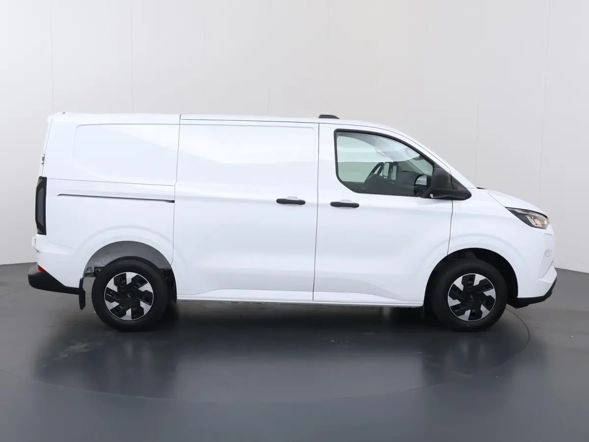320 2.5 PHEV L1 H1 | Aut. | TREND | PLUG IN HYBRIDE | CLIMATE CONTROL | CRUISE CONTROL | PARKEERCAMERA | CARPLAY / ANDROID AUTO | LAADRUIMTE PAKKET | BIJRIJDERSBANK