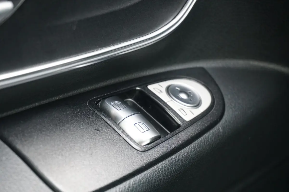 114 CDI Lang DC Comfort *MARGE* + 2 SCHUIFDEUREN / CAMERA / LED / CLIMATE CONTROL