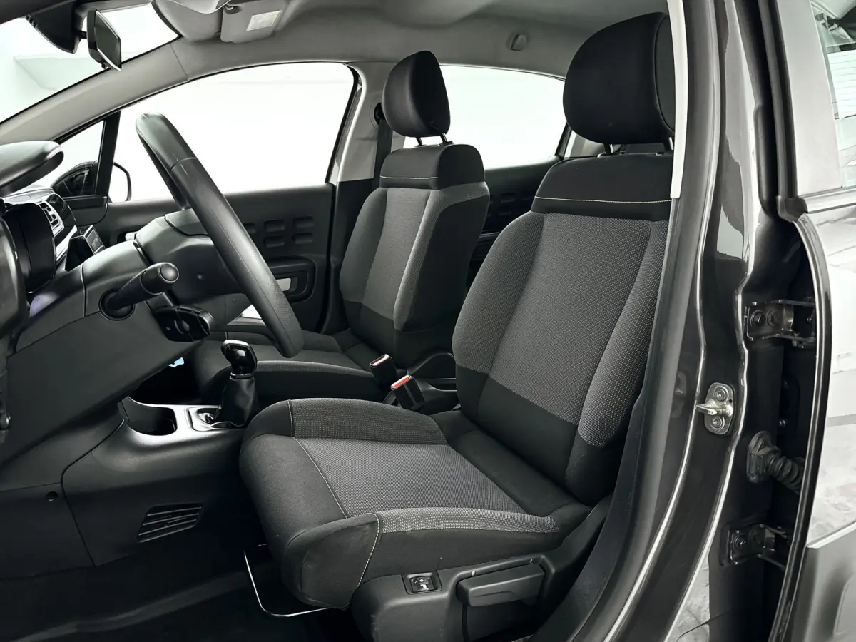 1.2 PureTech Feel | Airco | Cruise control | Stoelverwarming