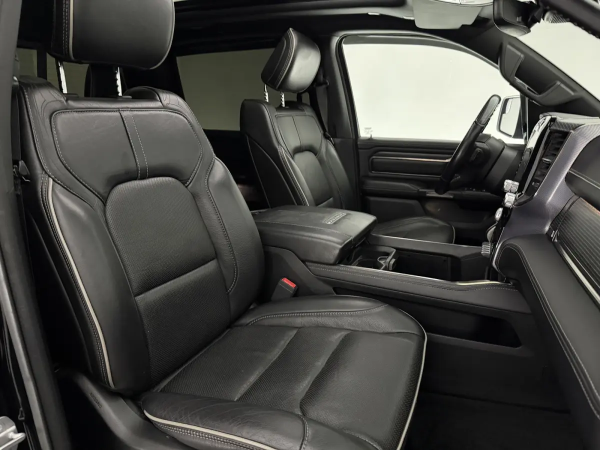 1500 HEMI 5.7 V8 4×4 Limited | Luchtvering | 22'' Fuel | Widebody | H/K | Pano | Carplay | Trekhaak