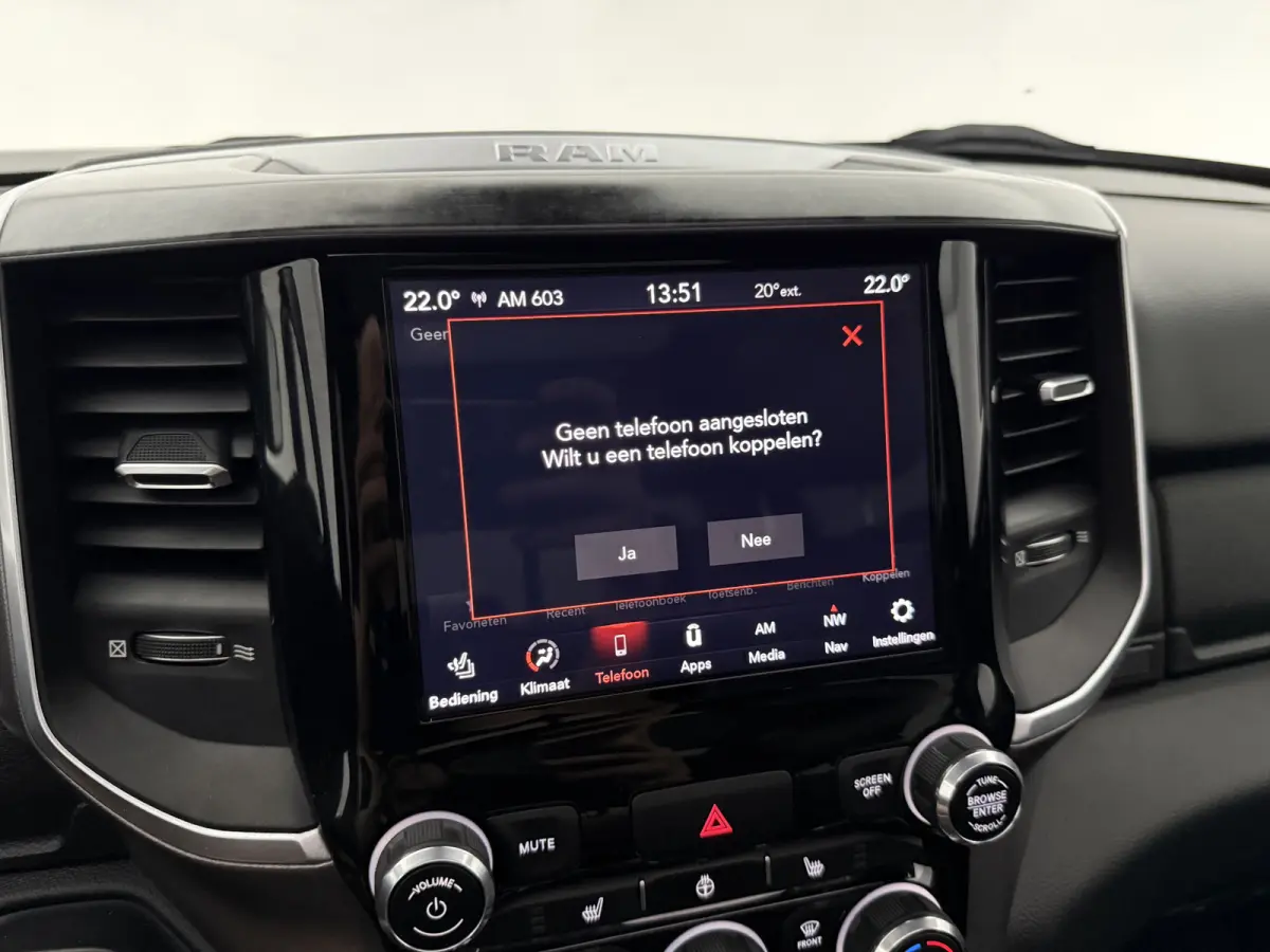 1500 5.7 V8 4x4 Crew Cab Big Horn | LPG | Pano | 3500kg Trekgew. | Trekhaak | Camera | Alpine | Carplay | Cruise | Leder
