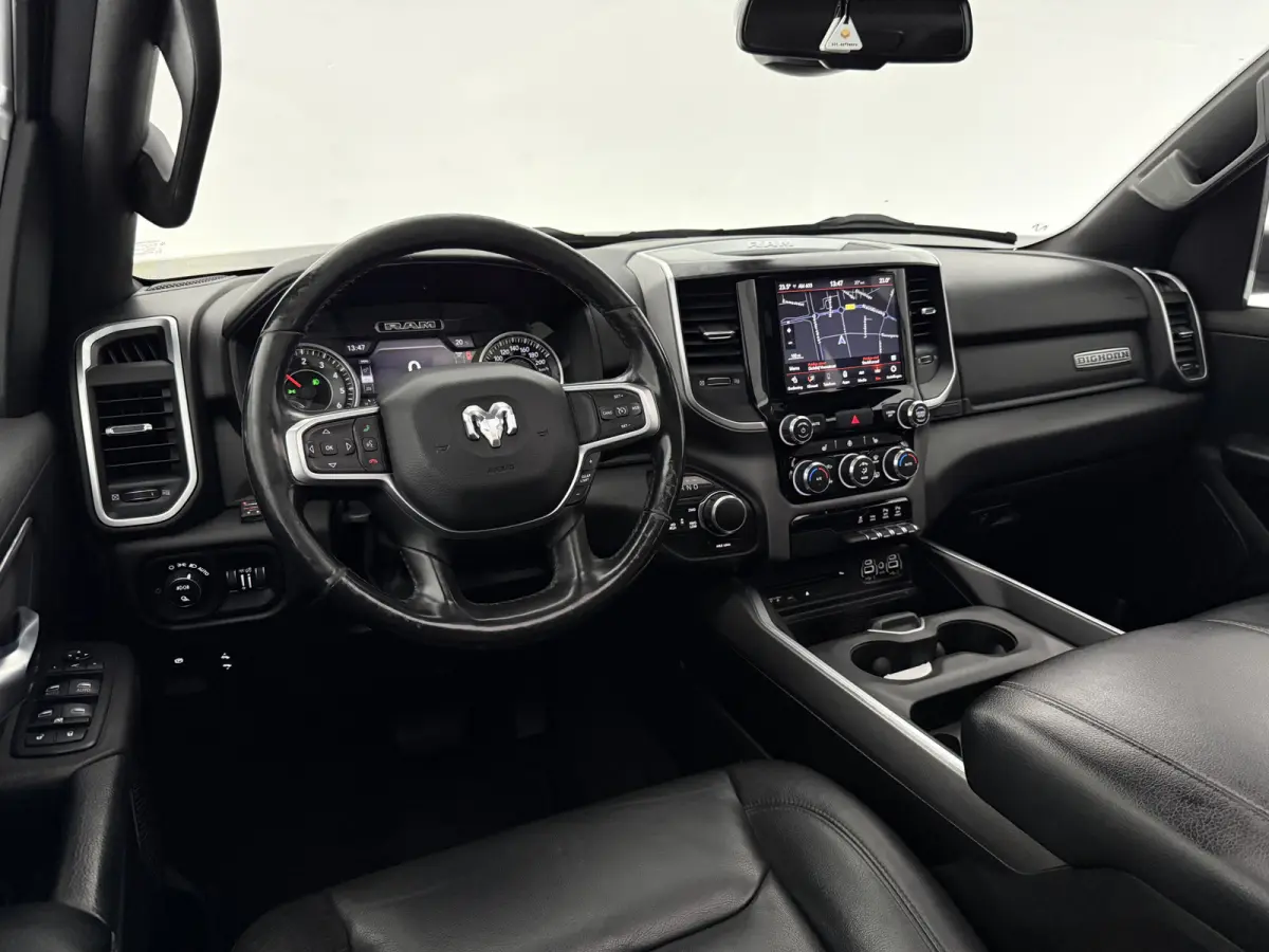 1500 5.7 V8 4x4 Crew Cab Big Horn | LPG | Pano | 3500kg Trekgew. | Trekhaak | Camera | Alpine | Carplay | Cruise | Leder