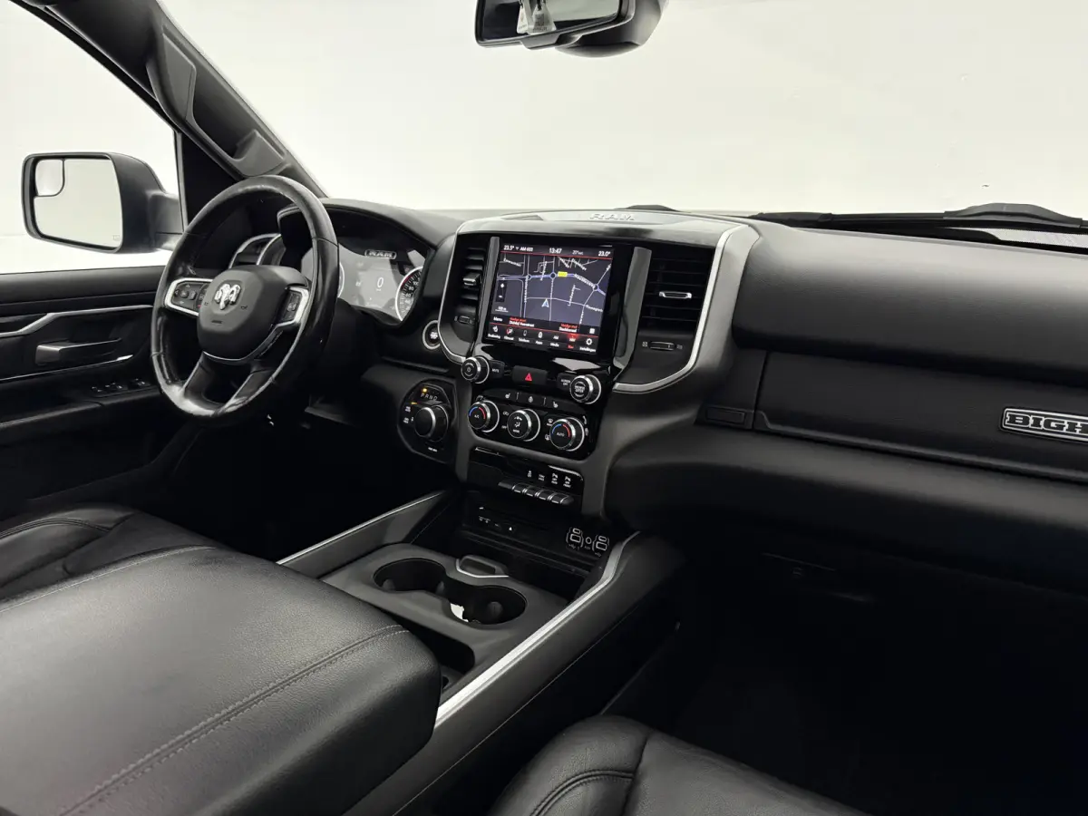 1500 5.7 V8 4x4 Crew Cab Big Horn | LPG | Pano | 3500kg Trekgew. | Trekhaak | Camera | Alpine | Carplay | Cruise | Leder