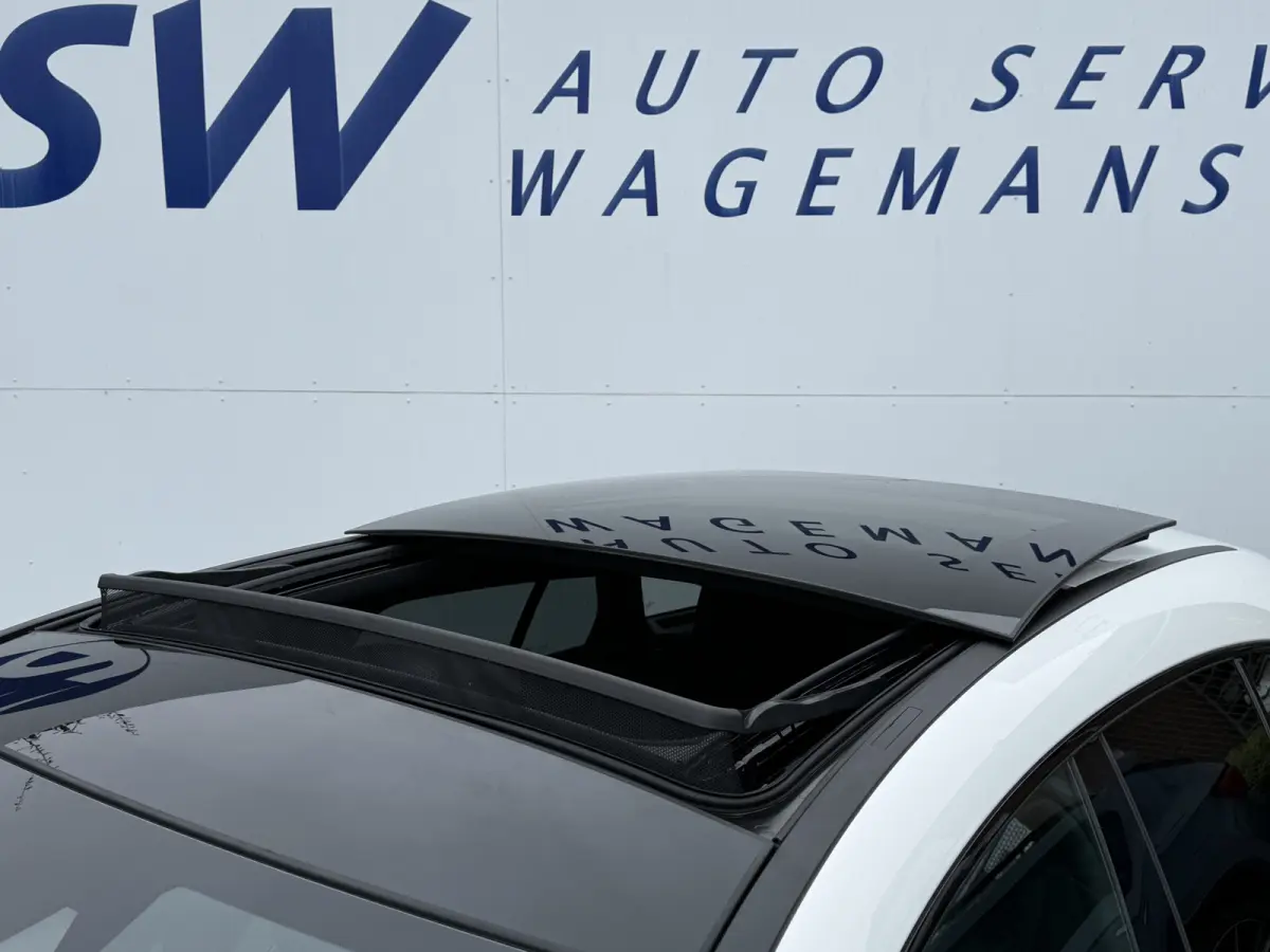 250 e Business Solution AMG | Pano | Ambient Light | MultiBeam LED | DAB+