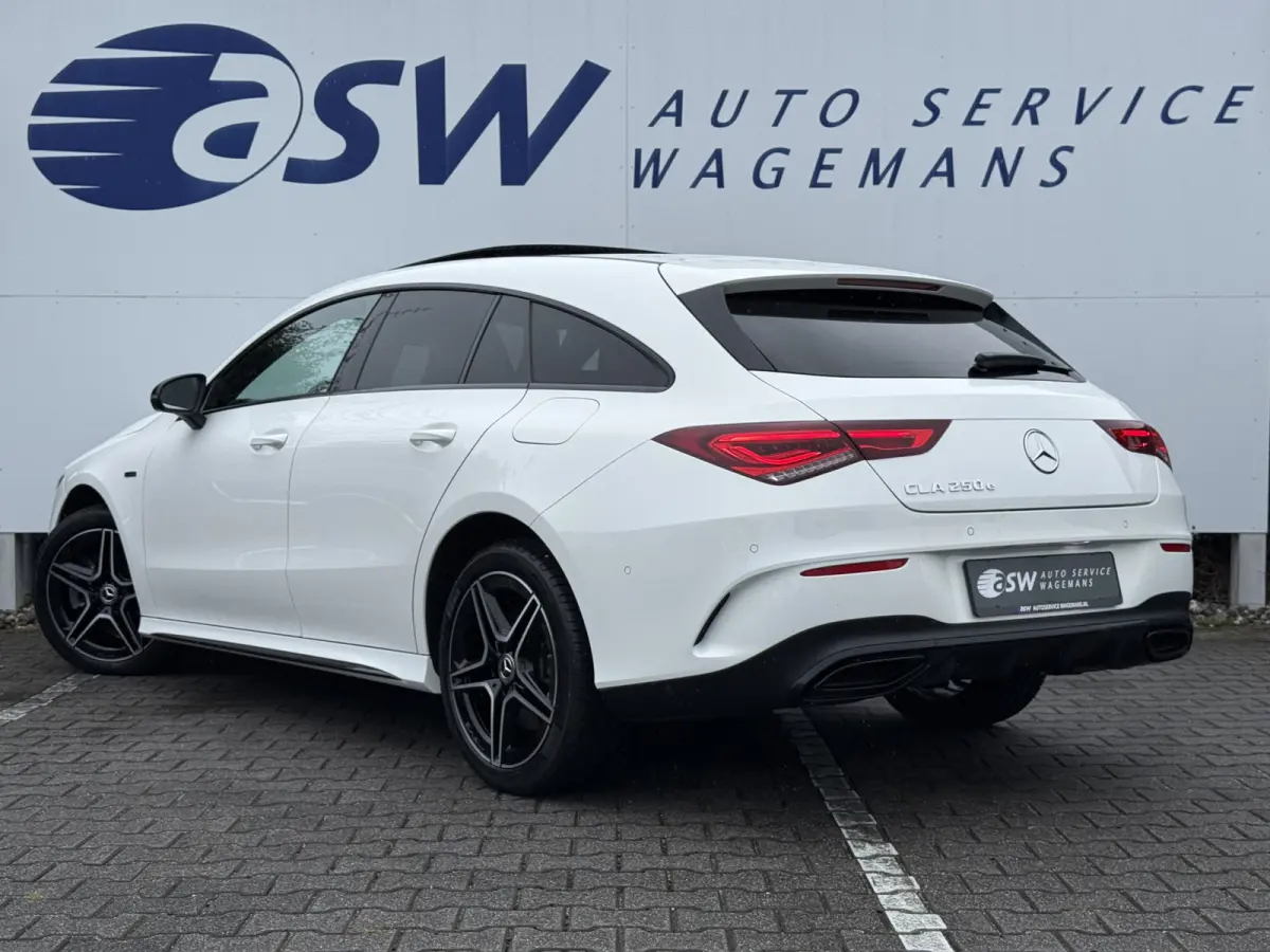 250 e Business Solution AMG | Pano | Ambient Light | MultiBeam LED | DAB+
