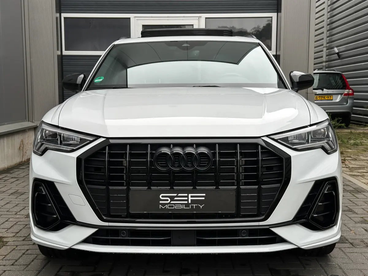 45 TFSI e 3x S-Line 245PK | Pano | Keyless | Camera | Matrix | ACC | Lane | 1e eig