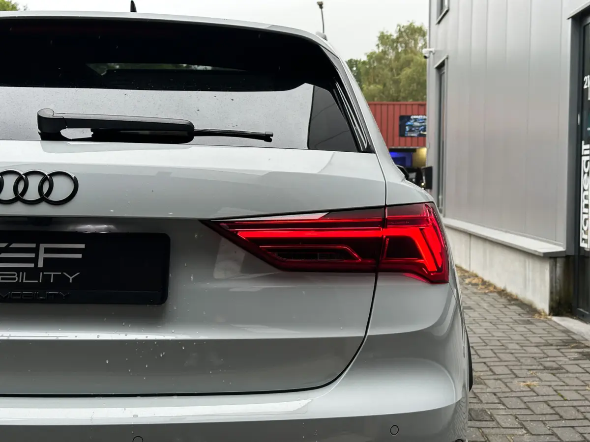 45 TFSI e 3x S-Line 245PK | Pano | Keyless | Camera | Matrix | ACC | Lane | 1e eig