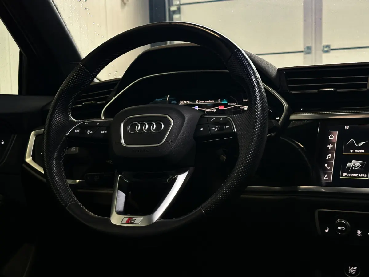 45 TFSI e 3x S-Line 245PK | Pano | Keyless | Camera | Matrix | ACC | Lane | 1e eig