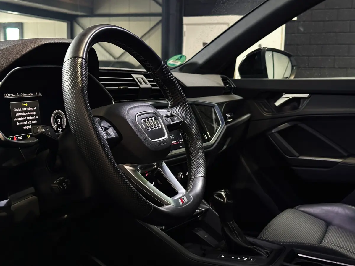 45 TFSI e 3x S-Line 245PK | Pano | Keyless | Camera | Matrix | ACC | Lane | 1e eig