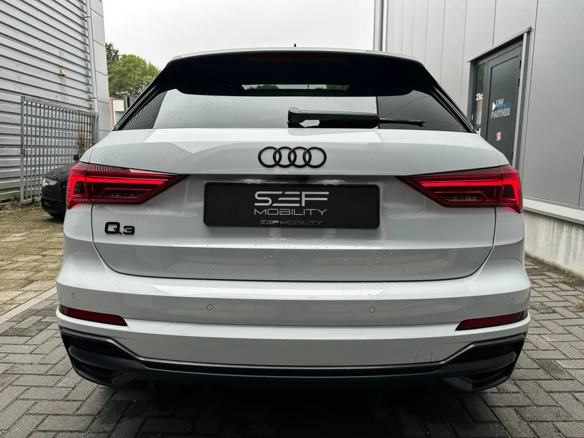 45 TFSI e 3x S-Line 245PK | Pano | Keyless | Camera | Matrix | ACC | Lane | 1e eig