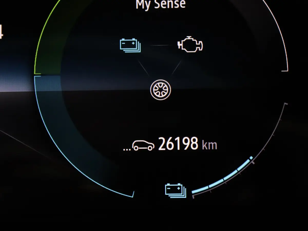 E-Tech Hybrid 145pk Techno Camera | Cruise | Navi | Parkeersens. v+a