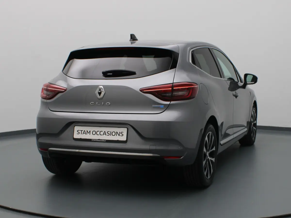 E-Tech Hybrid 145pk Techno Camera | Cruise | Navi | Parkeersens. v+a
