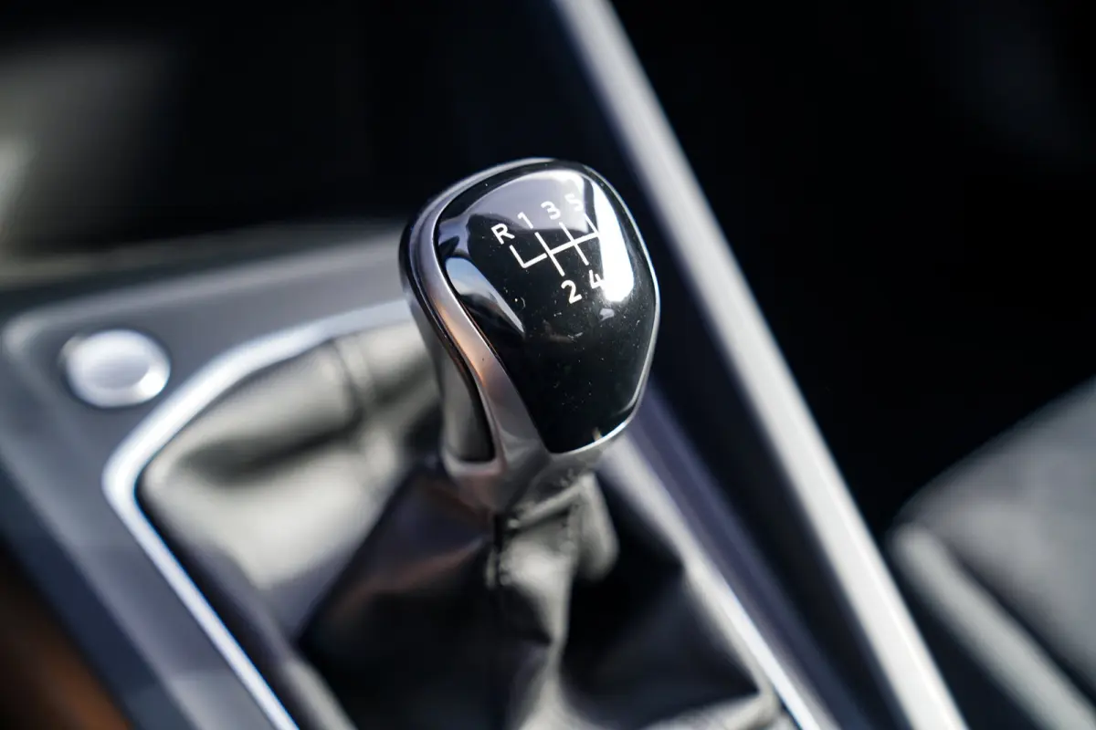 1.5 TSI Sport | R-line Difuser | Sport uitlaat met kleppensysteem | Navigatie | Lane Assist | Apple Carplay |