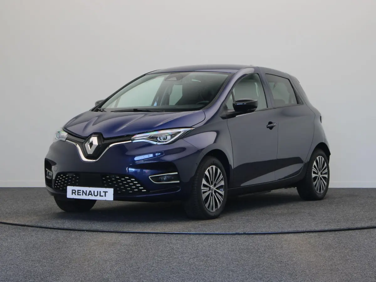 R135 Iconic 52 kWh | Koopaccu | BOSE | Stoel- en stuurwielverwarming | 95% accuscore |
