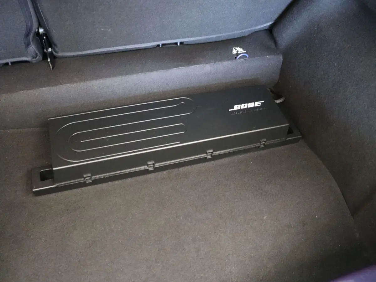 R135 Iconic 52 kWh | Koopaccu | BOSE | Stoel- en stuurwielverwarming | 95% accuscore |