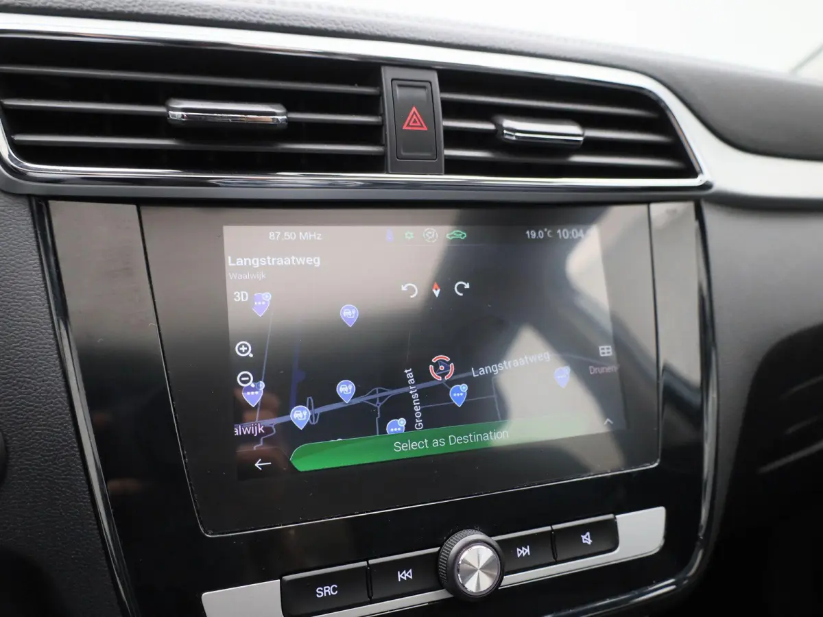 MG Luxury 45 kWh LEER | PANORAMADAK | CAMERA | STOELVERWARMING