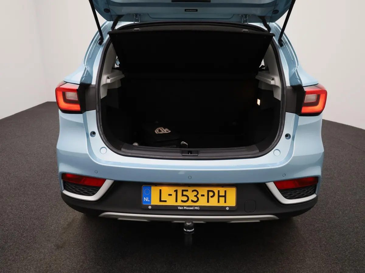 MG Luxury 45 kWh LEER | PANORAMADAK | CAMERA | STOELVERWARMING