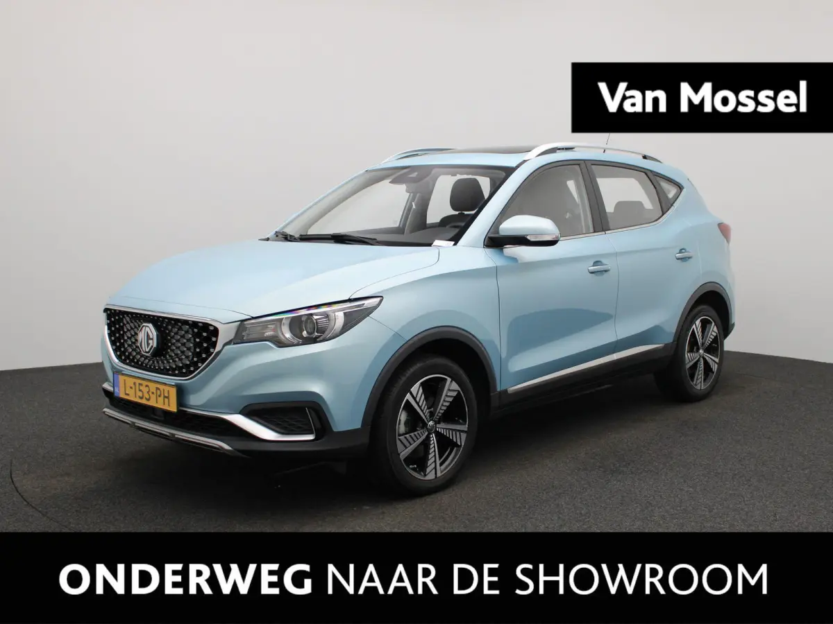 MG Luxury 45 kWh LEER | PANORAMADAK | CAMERA | STOELVERWARMING