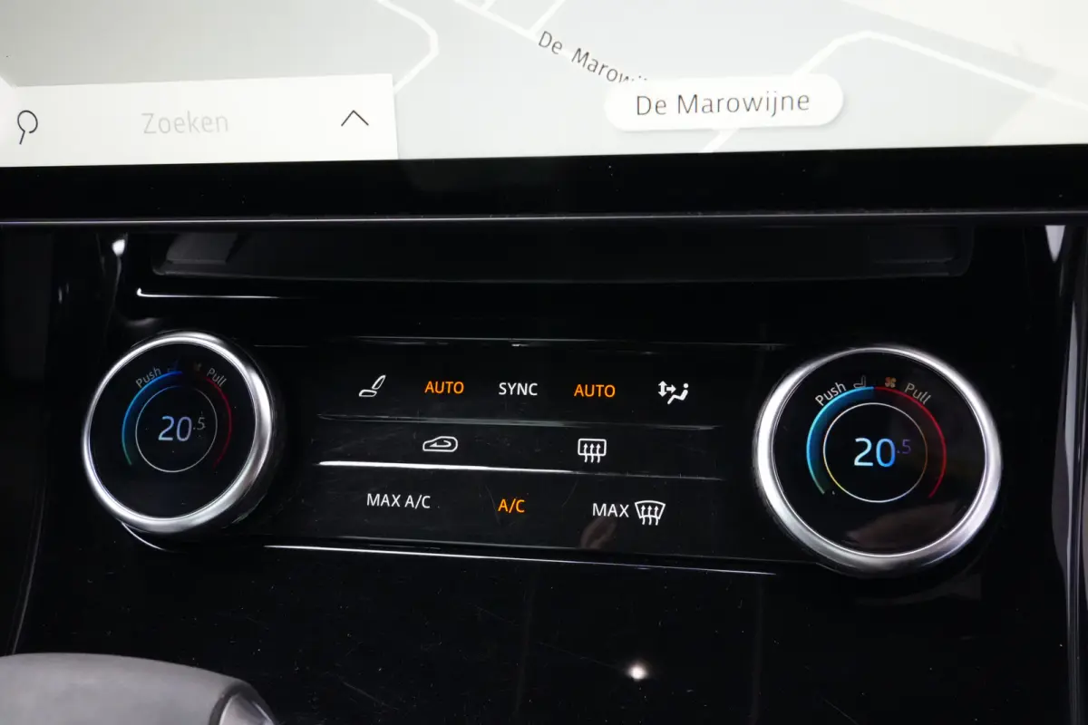 3.0 P440e Dynamic HSE | PHEV | PANO | Meridian | 360 | HUD | Land Rover Range Rover Sport P440e Dynamic HSE 441 PK Plug-in Hybrid met 3.0 zescilinder benzinemotor en 8-traps automatische tra