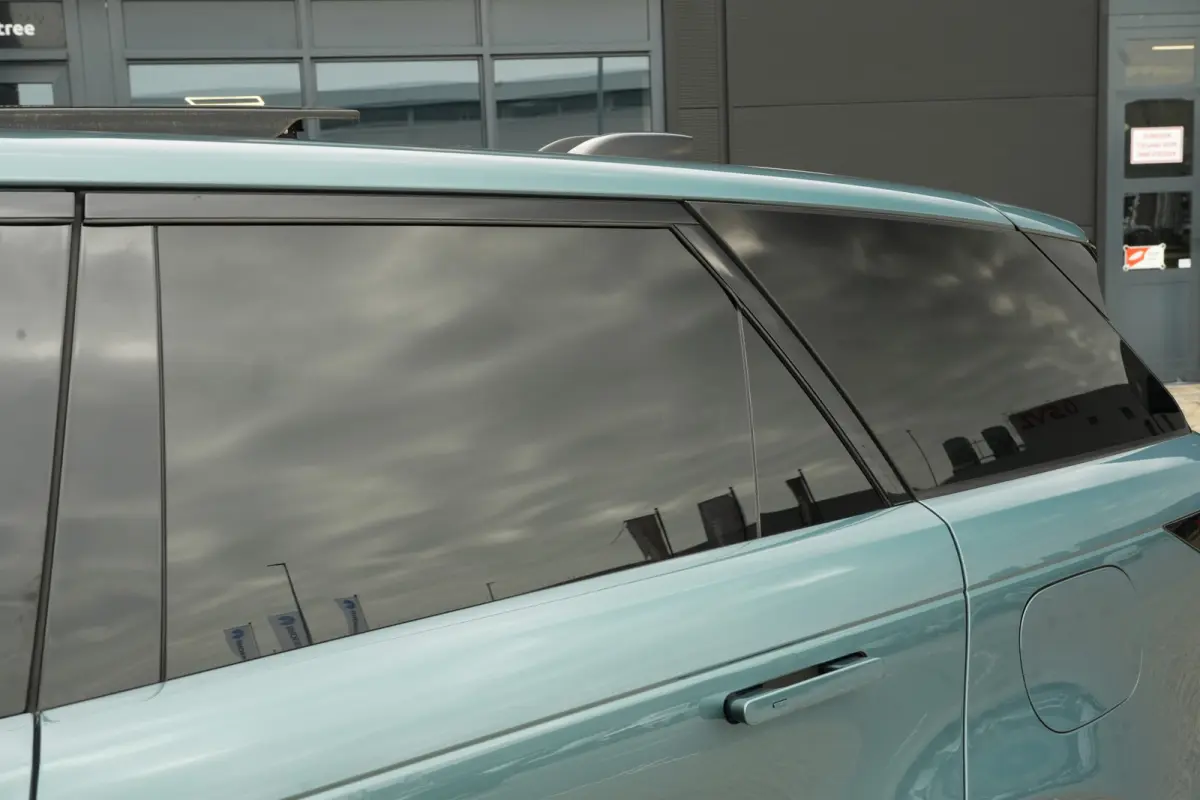 3.0 P440e Dynamic HSE | PHEV | PANO | Meridian | 360 | HUD | Land Rover Range Rover Sport P440e Dynamic HSE 441 PK Plug-in Hybrid met 3.0 zescilinder benzinemotor en 8-traps automatische tra
