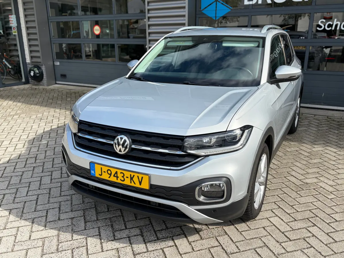 1.0 TSI 110 pk Style | Trekhaak | Parkeersensoren | Navigatie | Apple Carplay | Adaptive cruise control | A-uitrij camera |