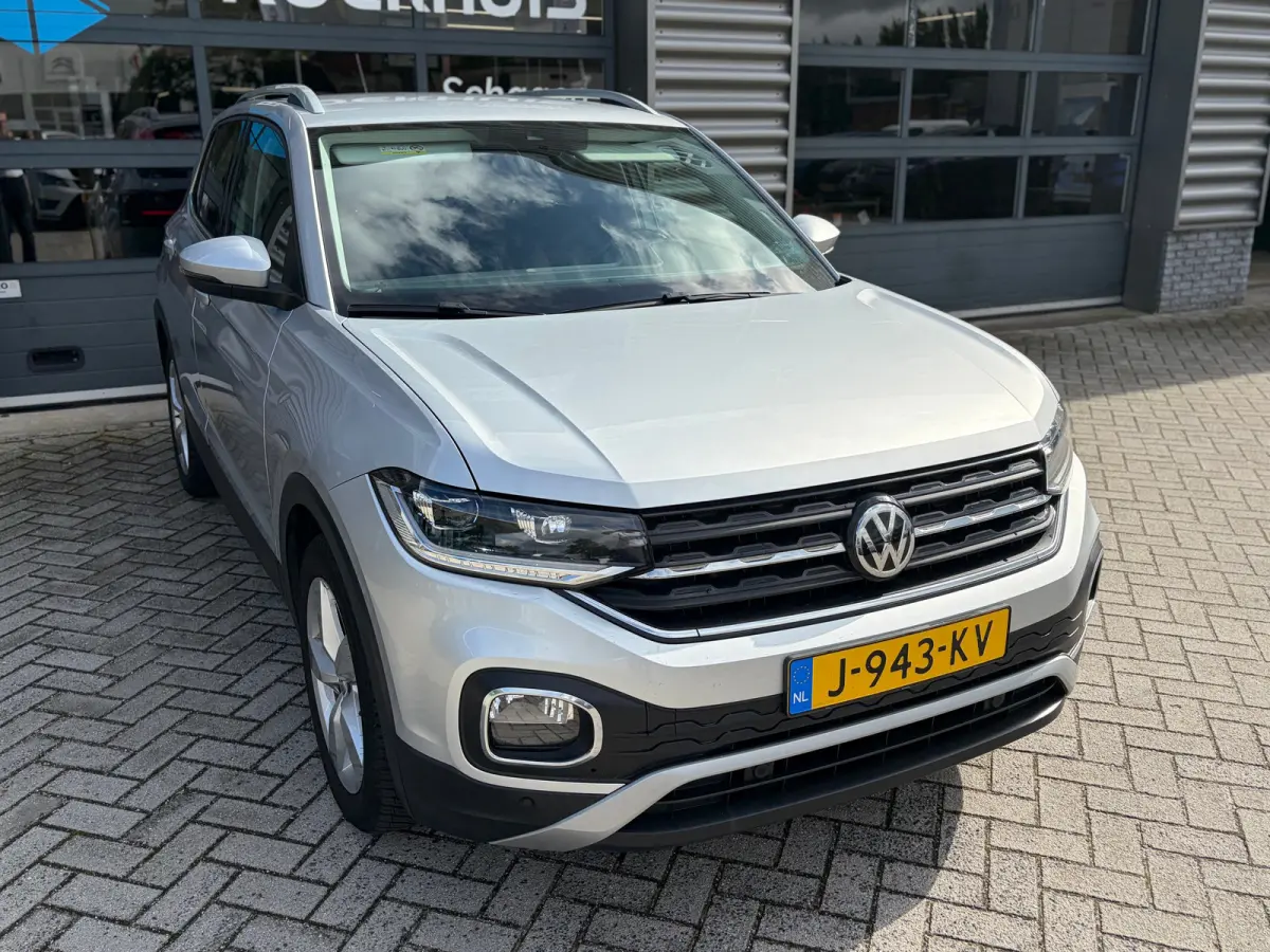 1.0 TSI 110 pk Style | Trekhaak | Parkeersensoren | Navigatie | Apple Carplay | Adaptive cruise control | A-uitrij camera |
