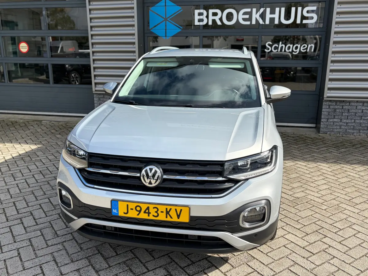 1.0 TSI 110 pk Style | Trekhaak | Parkeersensoren | Navigatie | Apple Carplay | Adaptive cruise control | A-uitrij camera |