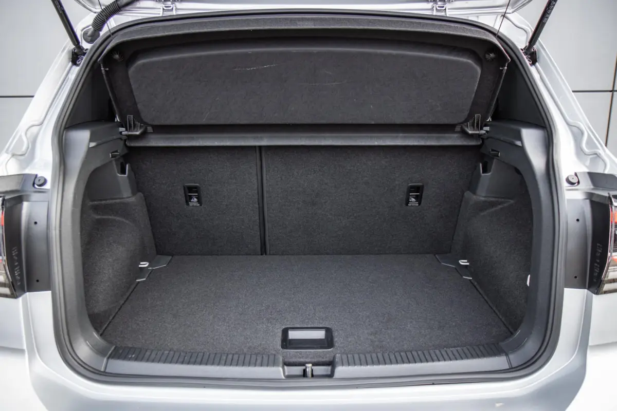 1.0 TSI 115pk DSG Life Edition | Trekhaak Afneembaar | Stoelverwarming | Navigatie | Parkeersensoren | 17'' Velgen