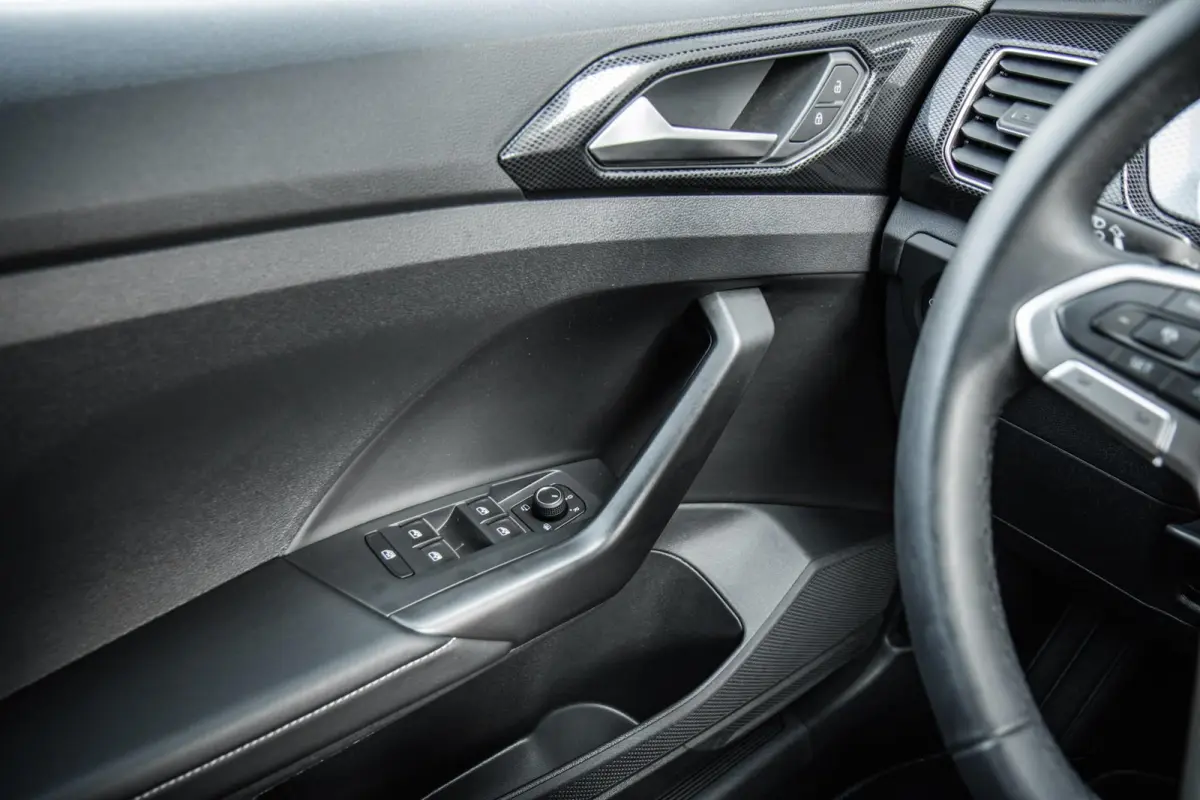1.0 TSI 115pk DSG Life Edition | Trekhaak Afneembaar | Stoelverwarming | Navigatie | Parkeersensoren | 17'' Velgen