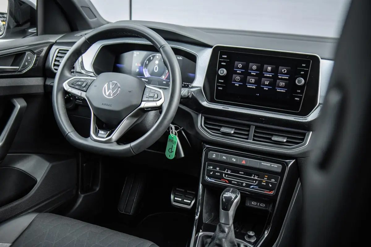 1.0 TSI 115pk DSG Life Edition | Trekhaak Afneembaar | Stoelverwarming | Navigatie | Parkeersensoren | 17'' Velgen