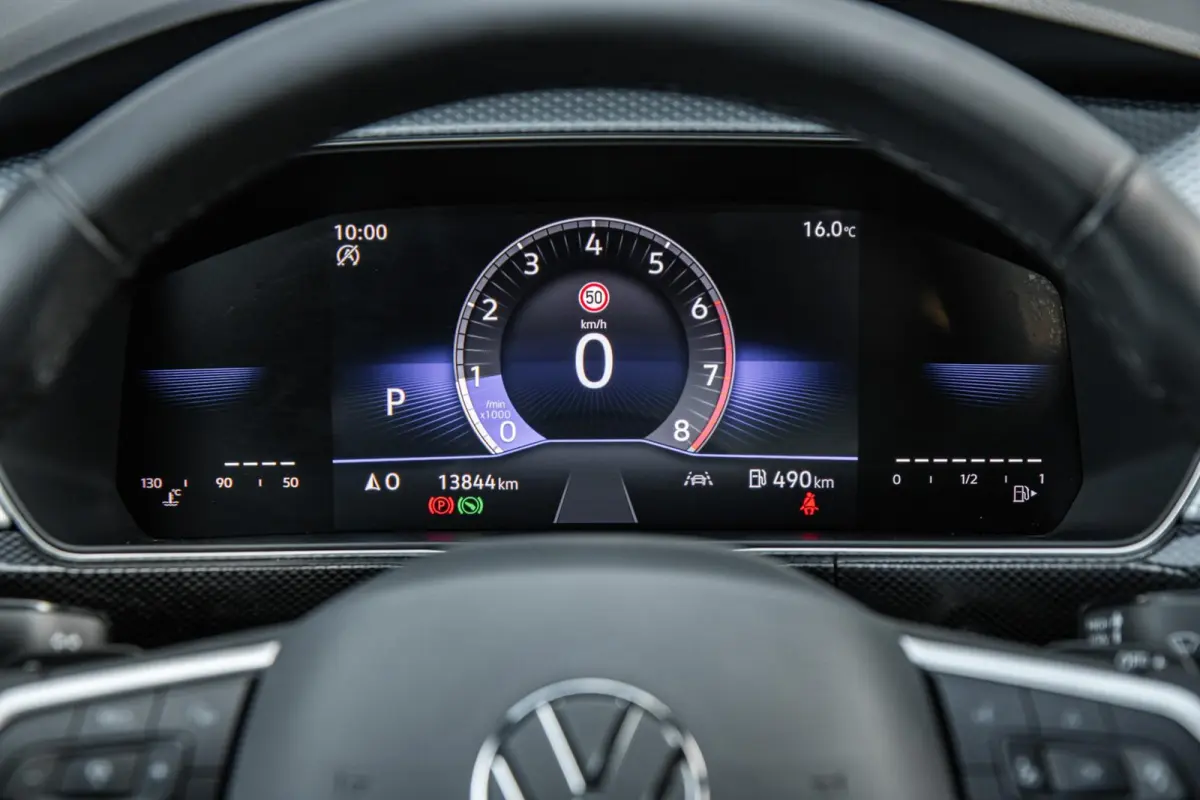 1.0 TSI 115pk DSG Life Edition | Trekhaak Afneembaar | Stoelverwarming | Navigatie | Parkeersensoren | 17'' Velgen