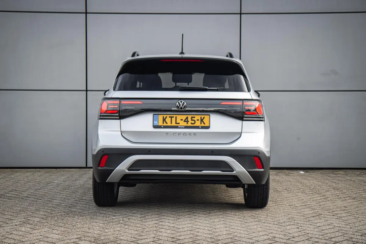 1.0 TSI 115pk DSG Life Edition | Trekhaak Afneembaar | Stoelverwarming | Navigatie | Parkeersensoren | 17'' Velgen
