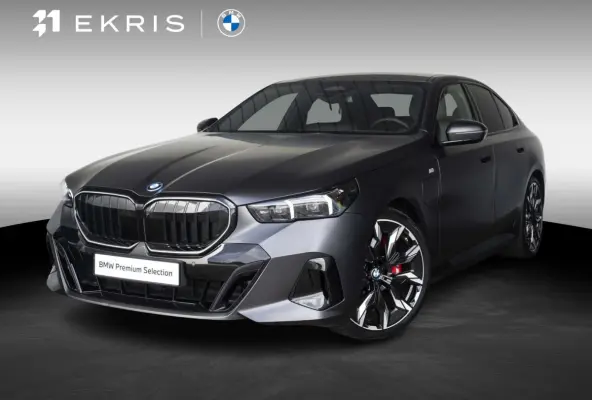 550e xDrive | M Sportpakket Pro | Comfort Access | Driving Assistant Plus | Bowers & Wilkins | Glazen Panoramadak | 21 inch | Trekhaak