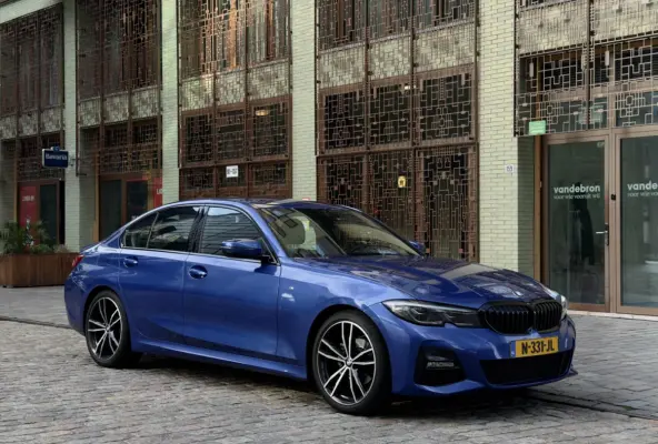 318i Business Edition Plus - M sport / Dealer oh