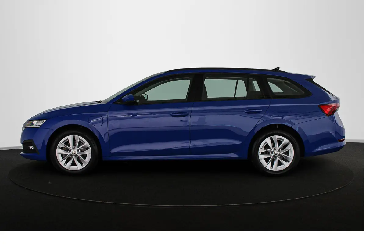 1.4 TSI iV PHEV Business Edition Keyless Apple CarPlay 17"